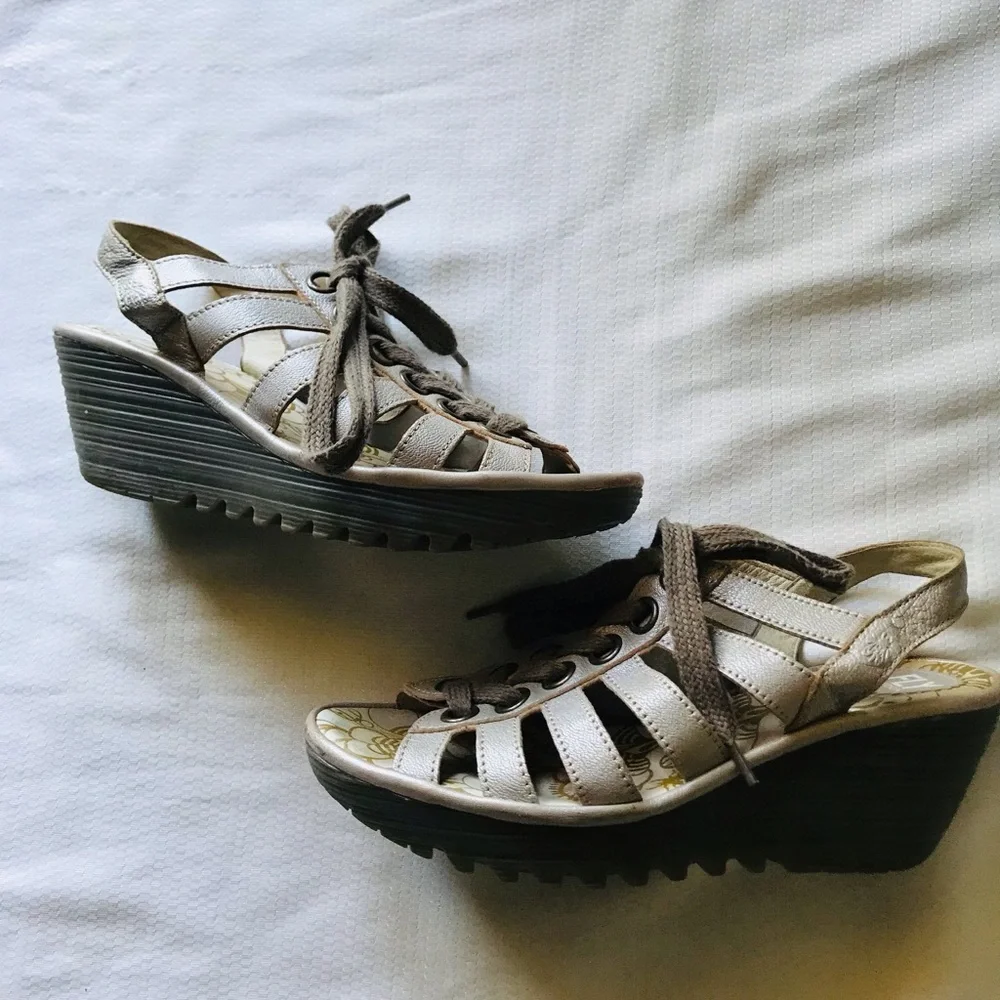 Fly London Women's Wedge Sandals